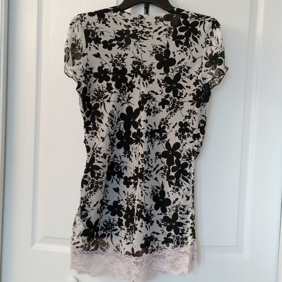 ⚜️ Cocomo Black Floral Blouse - Picture 8 of 8